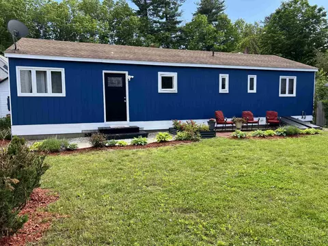 111 Central St, Brattleboro, VT 05301