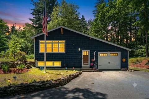 167 Turkey Hill Rd, Merrimack, NH 03054