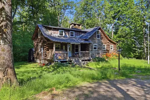 632 4th Range Rd, Pembroke, NH 03275