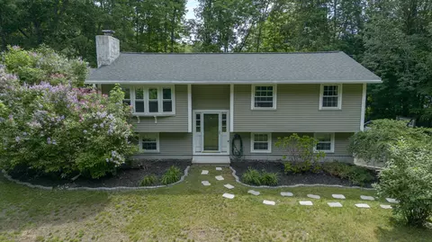 75 Piscataqua Rd, Durham, NH 03824