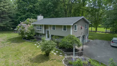 75 Piscataqua Rd, Durham, NH 03824