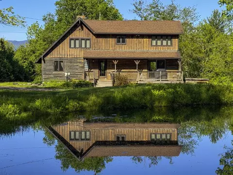 107 Bushnell Rd, Waitsfield, VT 05673