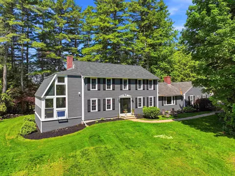 98 Hunter Farm Rd, Peterborough, NH 03458