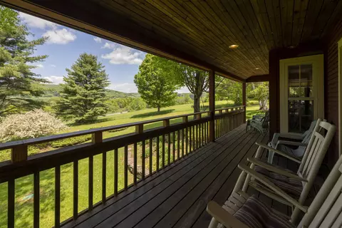 193 Chester Arthur Rd, Quechee, VT 05059