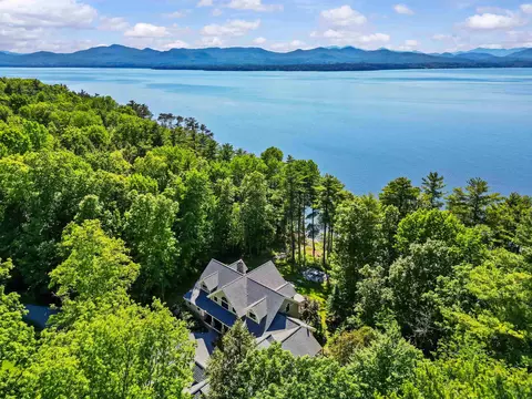 670 Spencer Farm Rd, Vergennes, VT 05491