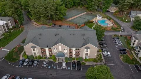 181 Cannongate Iii Rd, Nashua, NH 03063