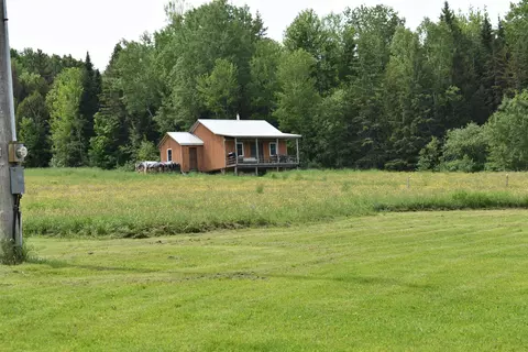 Exterior - 752 Cook Rd, Barton, VT 05822 photo 10 of 10