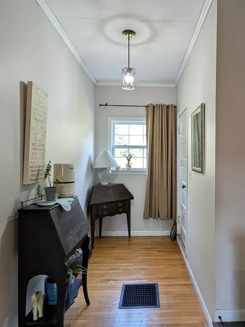 Entry Way - 131 Church Hill Rd, Norton, VT 05907 photo 4 of 6