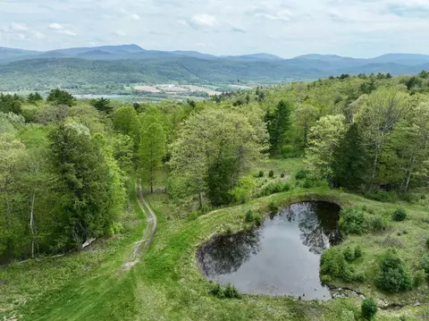 View/Area - 198 Brackett Rd, Fairlee, VT 05045 photo 3 of 8
