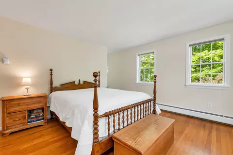 Bedroom - 25 Wolfeboro Rd, Hanover, NH 03755 photo 5 of 6