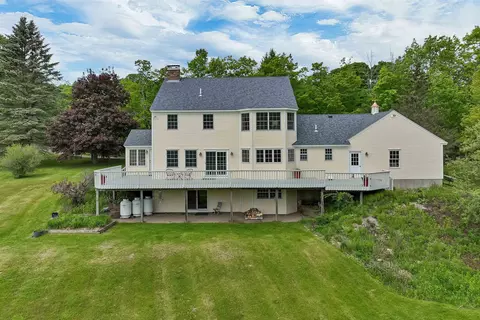 Exterior - 25 Wolfeboro Rd, Hanover, NH 03755 photo 3 of 10