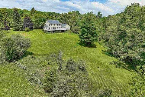 Exterior - 25 Wolfeboro Rd, Hanover, NH 03755 photo 4 of 10