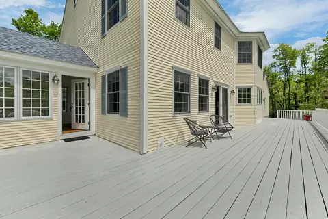 Exterior - 25 Wolfeboro Rd, Hanover, NH 03755 photo 7 of 10