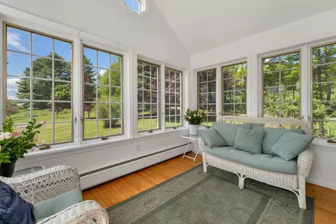 Exterior - 25 Wolfeboro Rd, Hanover, NH 03755 photo 9 of 10
