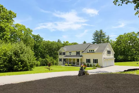 22 Austin Ln, Hollis, NH 03049