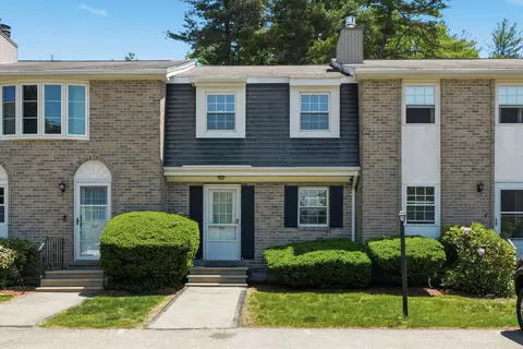 89 Fieldstone Dr, Londonderry, NH 03053