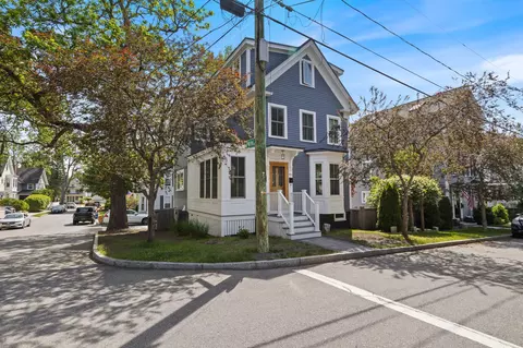 205 Broad St, Portsmouth, NH 03801