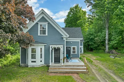 29 Ayles Ct, Franklin, NH 03235
