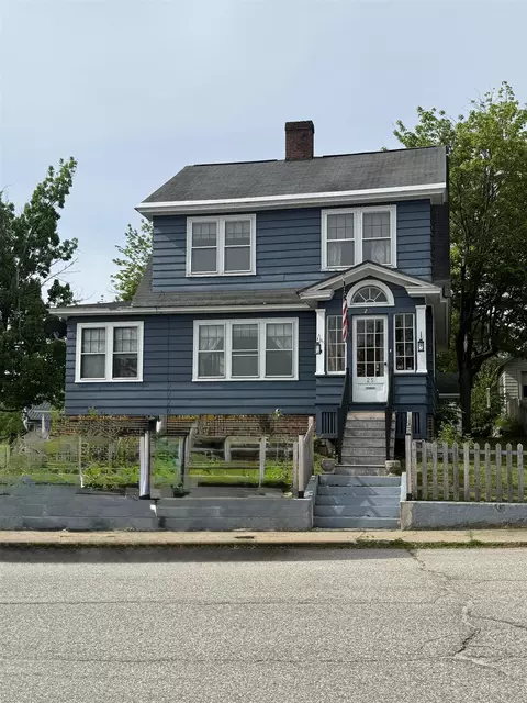 25 Laurel St, Berlin, NH 03570