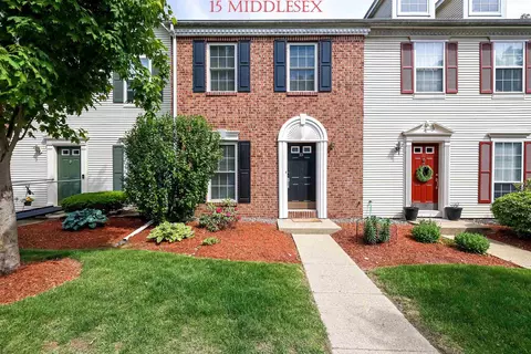 15 Middlesex Rd, Merrimack, NH 03054