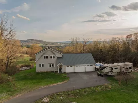 62 Phelps Rd, Orange, VT 05641