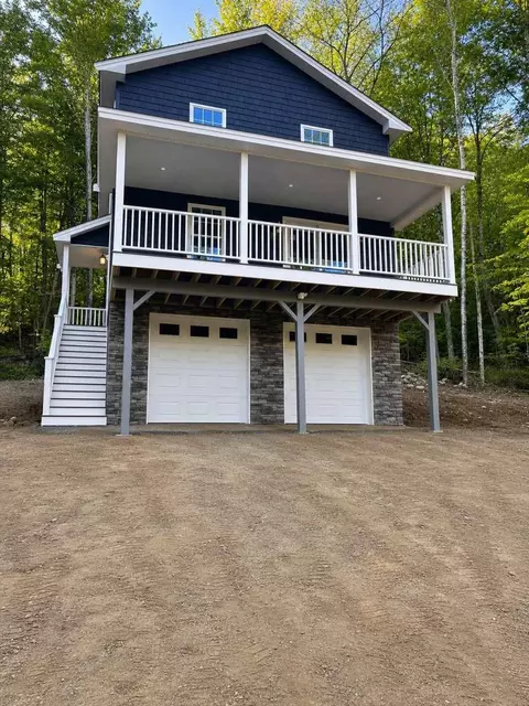 1403 French Pond Rd, Haverhill, NH 03785