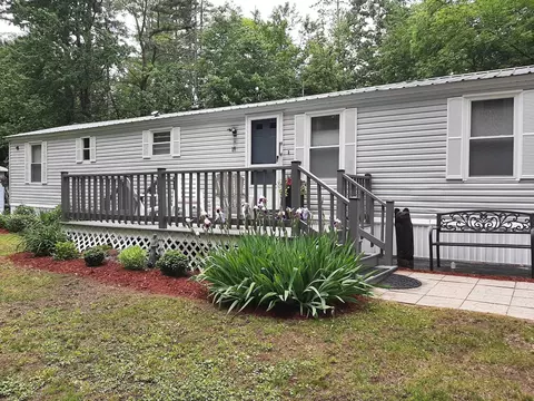 15 Loon Mountain Ln, Conway, NH 03813