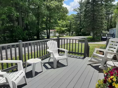 15 Loon Mountain Ln, Conway, NH 03813