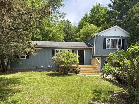 273 Church Rd, Colchester, VT 05446