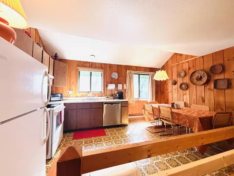 Kitchen - 8E Dover Green Loop #8E DOVER GREEN LOOP, Dover, VT 05356 photo 6 of 7
