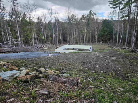 95 Langway Rd, Lyman, NH 03585
