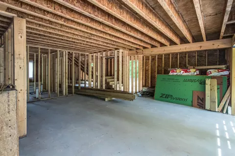 Entry Way - 702 Route 30 N, Castleton, VT 05735 photo 1 of 10
