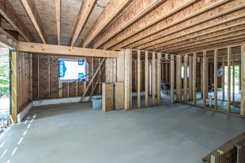 Entry Way - 702 Route 30 N, Castleton, VT 05735 photo 2 of 10