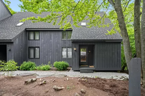 196 Castlerock Rd #32, Warren, VT 05674