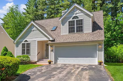143 Hampton Mdws, Hampton, NH 03842
