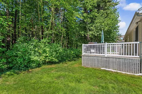 Exterior - 143 Hampton Mdws, Hampton, NH 03842 photo 5 of 14