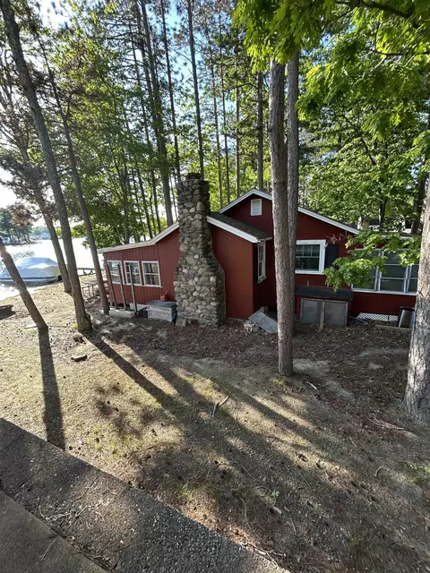 34 Gillis Ter, Salem, NH 03079