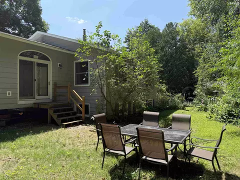 Exterior - 304 Stonybrook Dr, Williston, VT 05495 photo 2 of 6