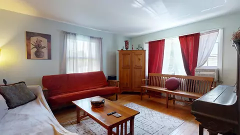 Living - 304 Stonybrook Dr, Williston, VT 05495 photo 5 of 5