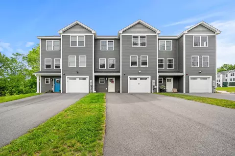 6 Biggs Ave #B, Epping, NH 03042