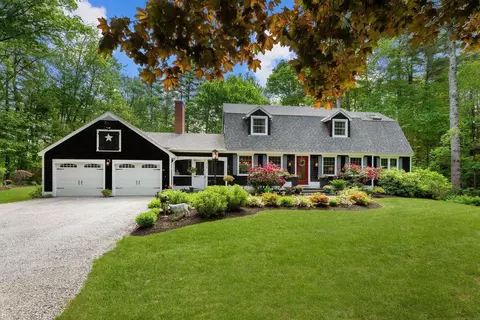 322 Dodge Hill Rd, Henniker, NH 03242