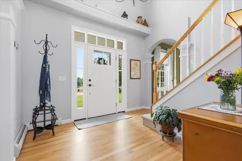 Entry Way - 253 Barrett Ln, Williston, VT 05495 photo 1 of 8