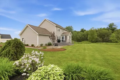 Exterior - 253 Barrett Ln, Williston, VT 05495 photo 4 of 10