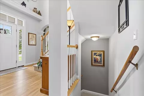 Entry Way - 253 Barrett Ln, Williston, VT 05495 photo 7 of 8
