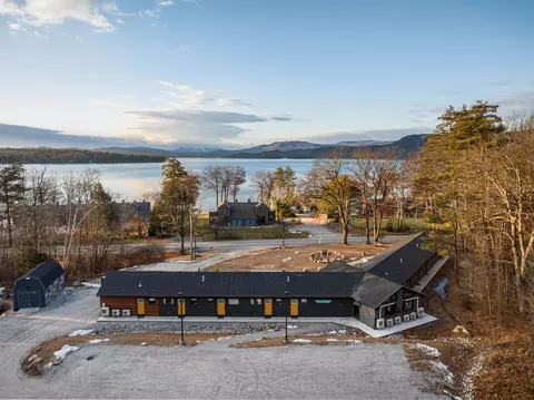 435 S Mayhew Tpke, Hebron, NH 03241