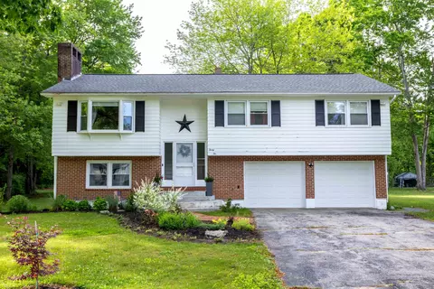 32 Alvirne Dr, Hudson, NH 03051