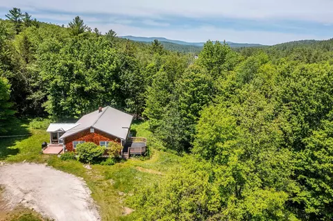 494 W River Rd, Londonderry, VT 05155