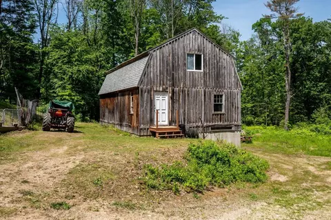 299 Middle Rd, Brentwood, NH 03833 photo 44