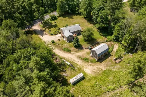 299 Middle Rd, Brentwood, NH 03833 photo 8