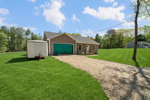 374 Hare Rd, Milton, NH 03851